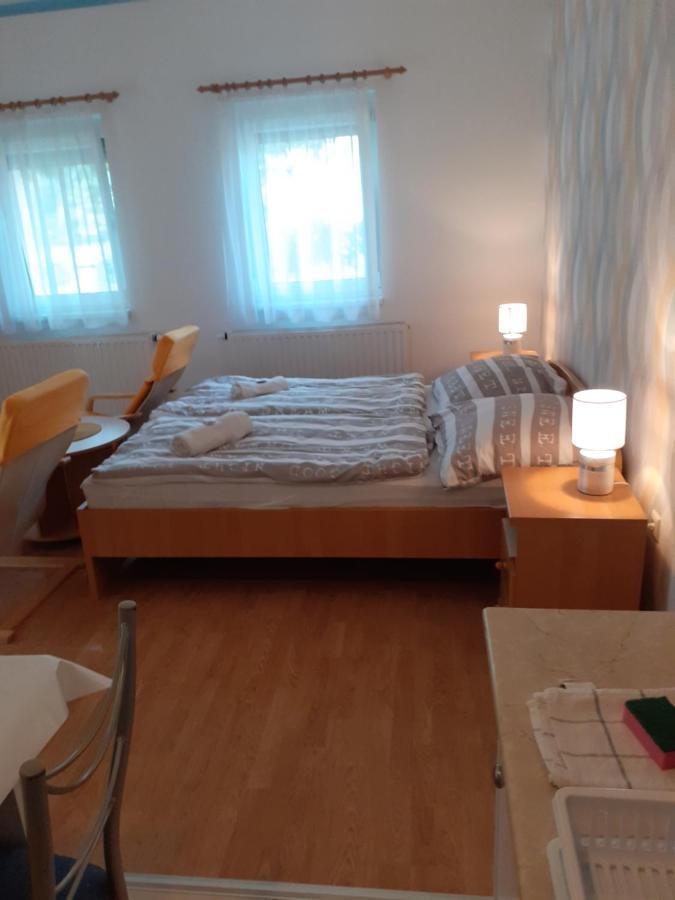 Petra Apartmanhaz Kehidakustány Dış mekan fotoğraf
